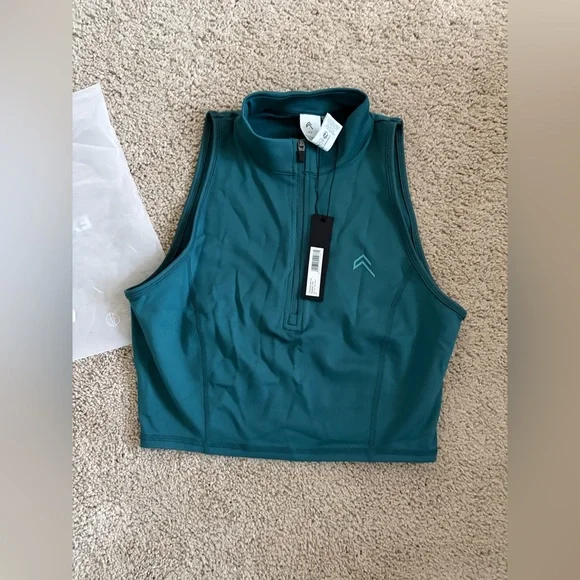 NWT Oner Active TIMELESS HALF ZIP CROP TANK Marine Teal - Picture 2 of 6